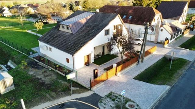 Kukorica Csarda Apartman 2 Balatonujlak Extérieur photo